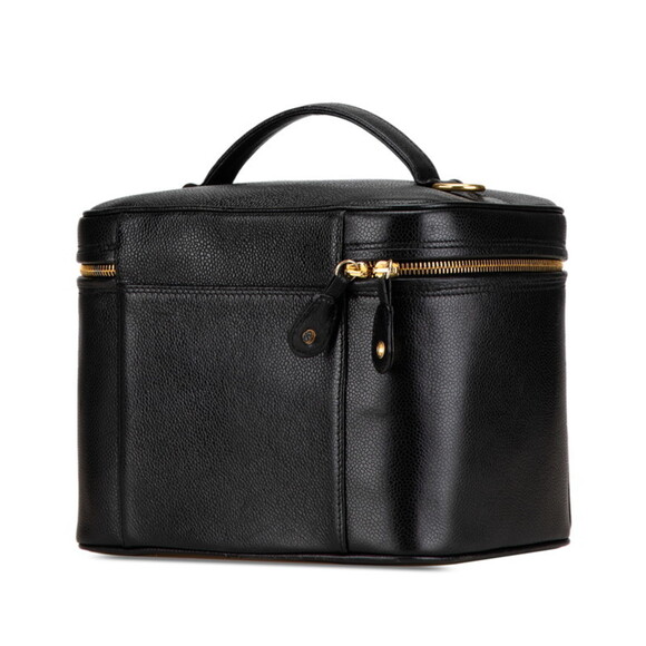 CHANEL Black Shoulder Bag